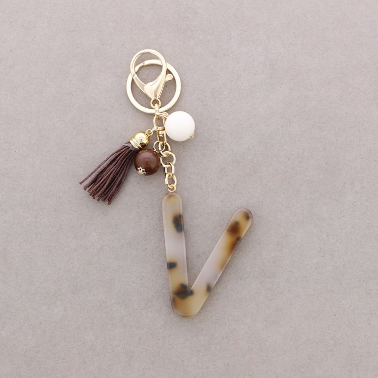 LLAVERO COLGANTE LETRA INICIAL V RESINA