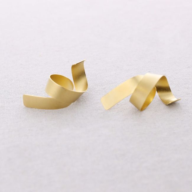 PENDIENTES ACERO ESPIRAL