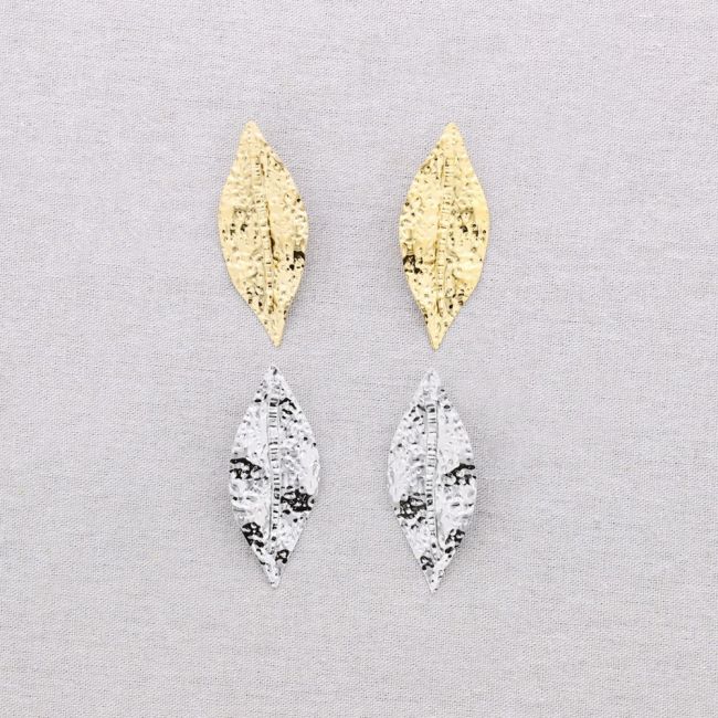 STEEL LEAF PENDANT EARRINGS