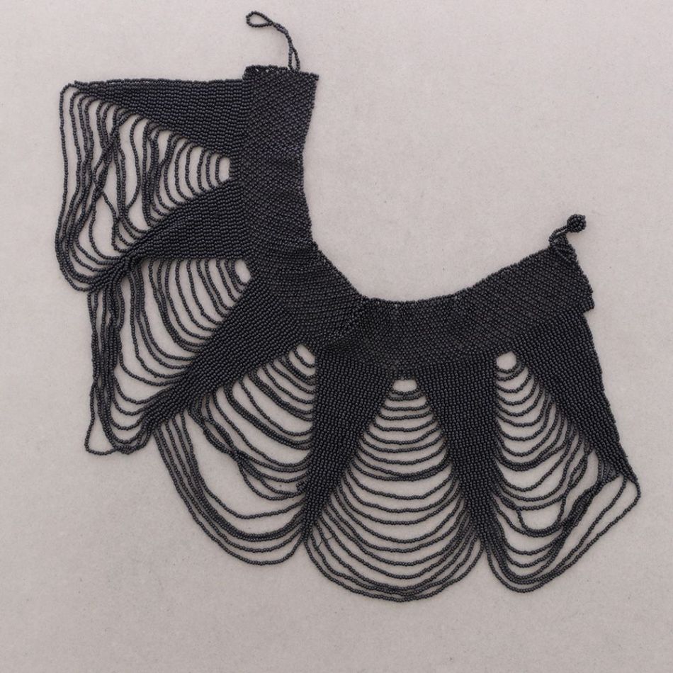 GARGANTILLA BABERO ABALORIOS