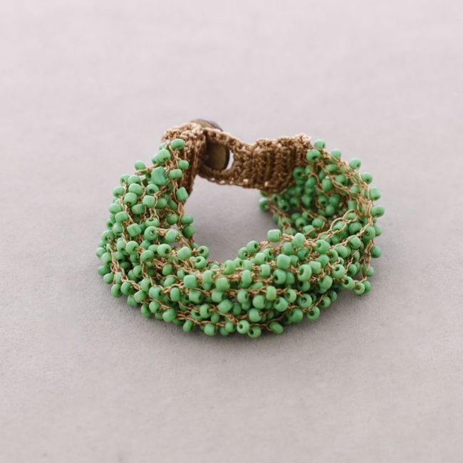 MULTI-STRAP BEAD BRACELET