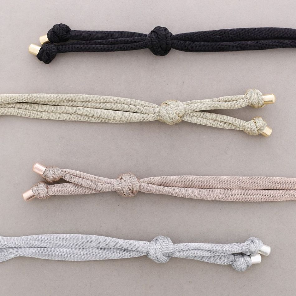 LONG MESH KNOT NECKLACE