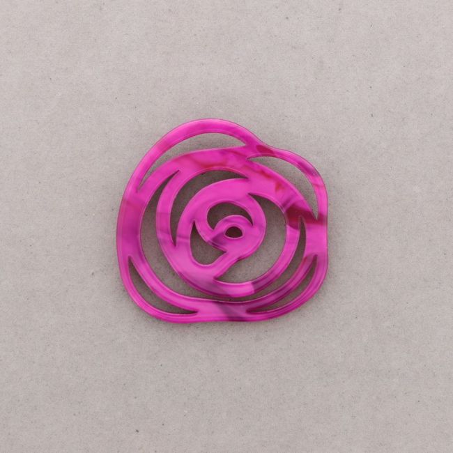 BROCHE RESINA FLOR CALADA
