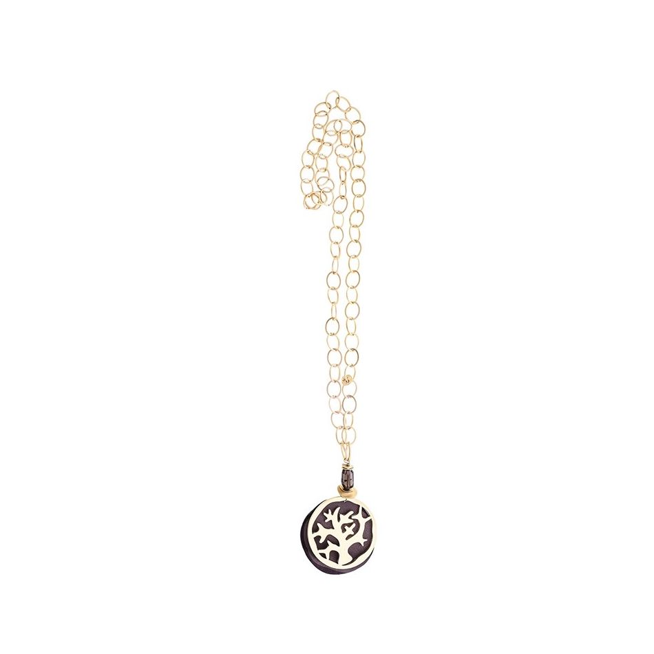 LONG PENDANT CHAIN NECKLACE WITH FRETWORK MEDAL