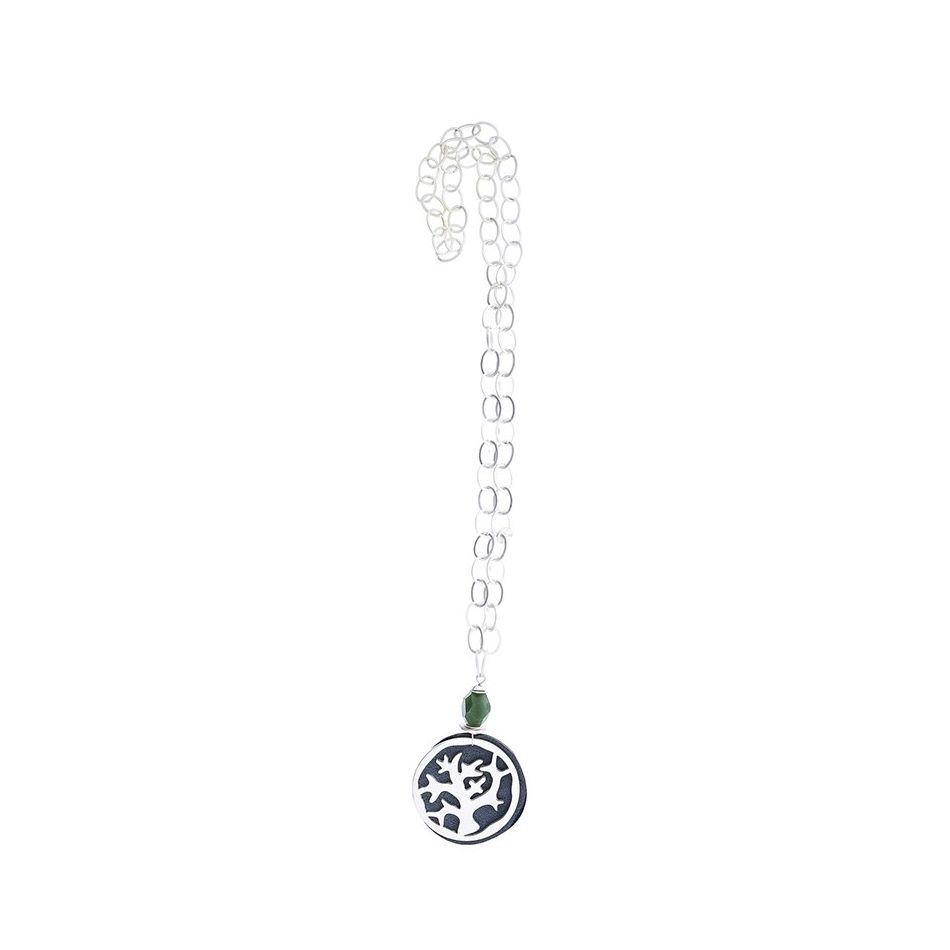 LONG PENDANT CHAIN NECKLACE WITH FRETWORK MEDAL