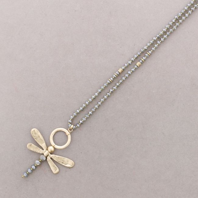 LONG NECKLACE WITH FACETED CRYSTALS AND A METAL DRAGONFLY PENDANT