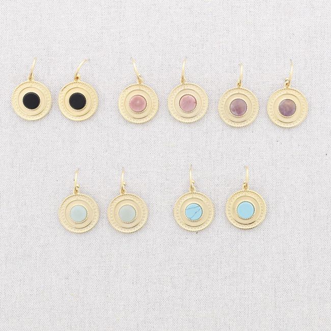 STONE MEDAL PENDANT HOOP STEEL EARRINGS