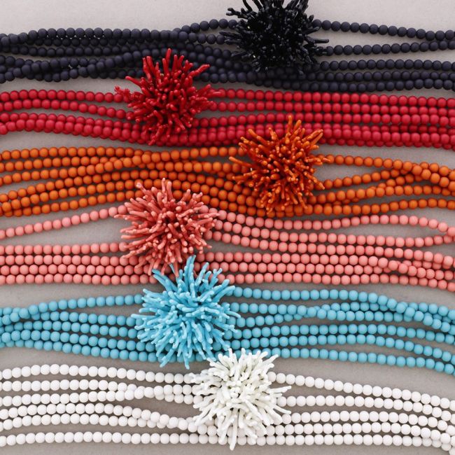 COLLAR LARGO TRIPLE CUENTAS FLOR CORAL RESINA