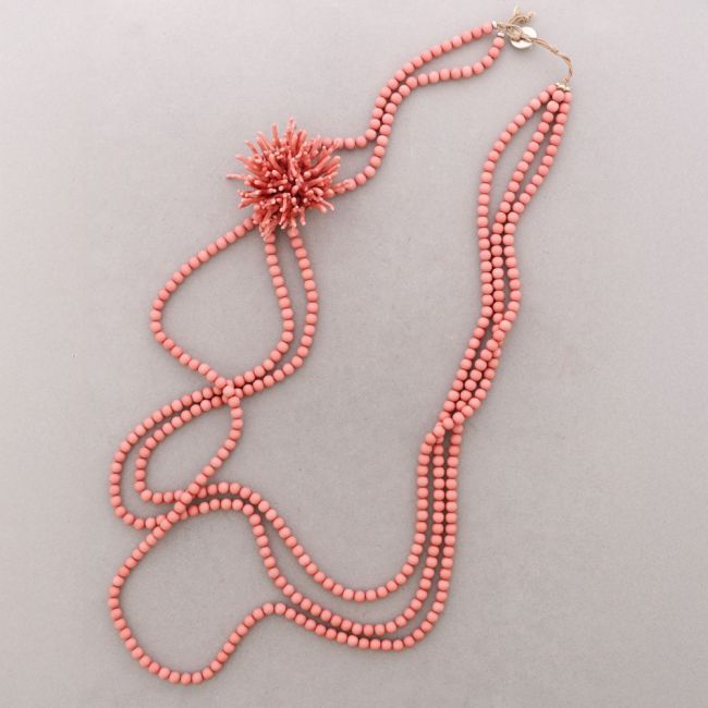 COLLAR LARGO TRIPLE CUENTAS FLOR CORAL RESINA
