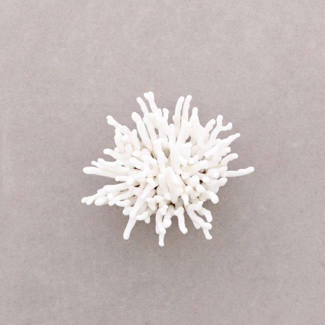 CORAL FLOWER RESIN BROOCH