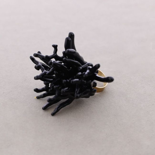 ANILLO FLOR CORAL RESINA