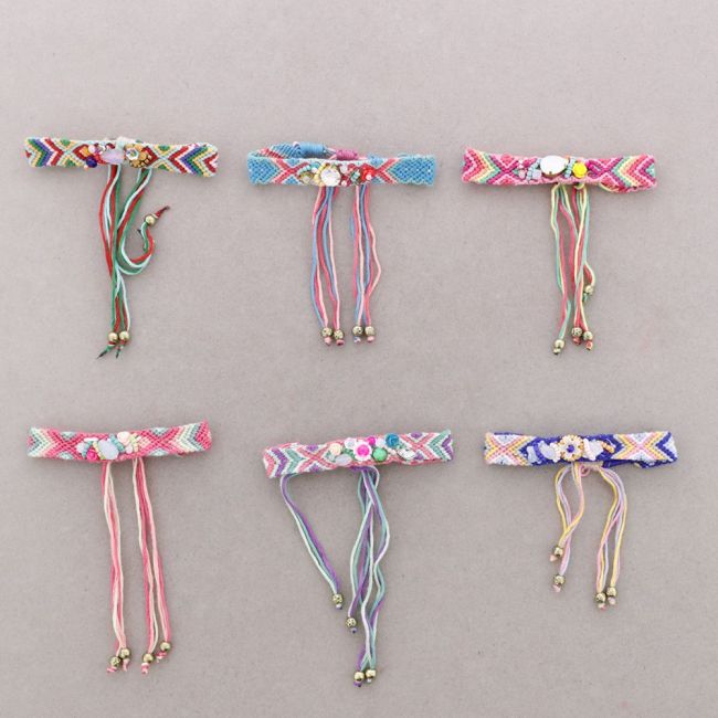 ETHNIC BEAD BRACELET