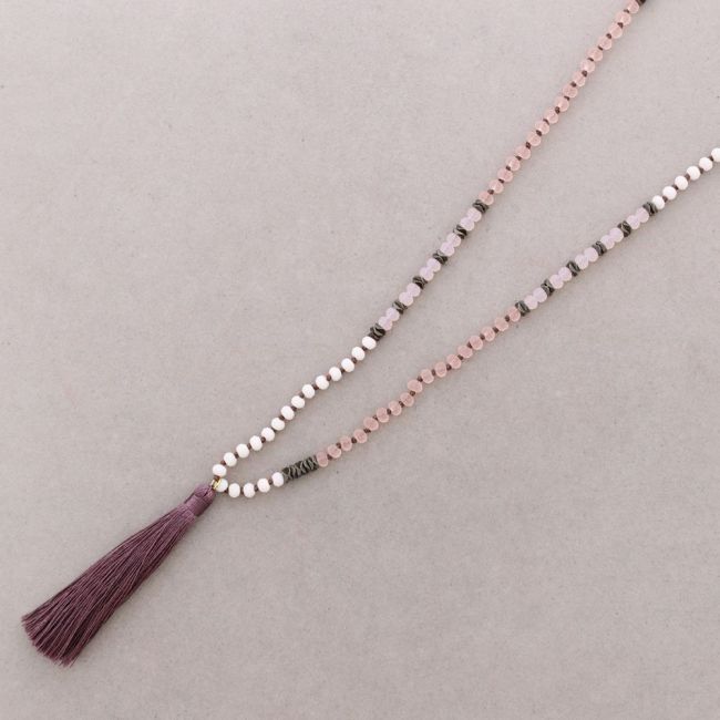 LONG NECKLACE WITH FACETED BEADS AND FRINGE PENDANT