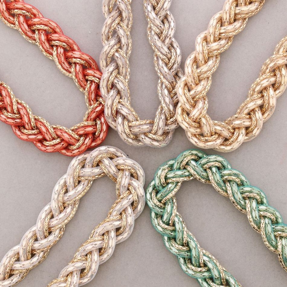 BRAIDED SHORT NECKLACE
