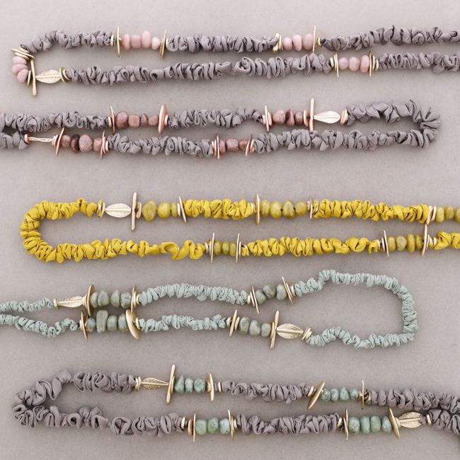 ROUGH LONG NECKLACE STONES METAL BEADS