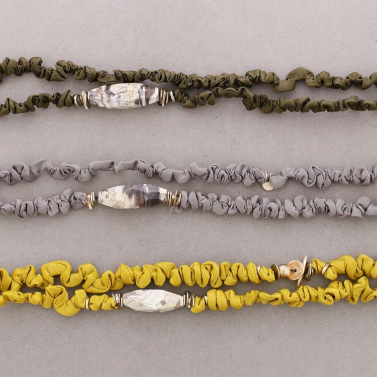 COLLAR LARGO RUGOSO PIEDRAS CUENTAS METAL 2