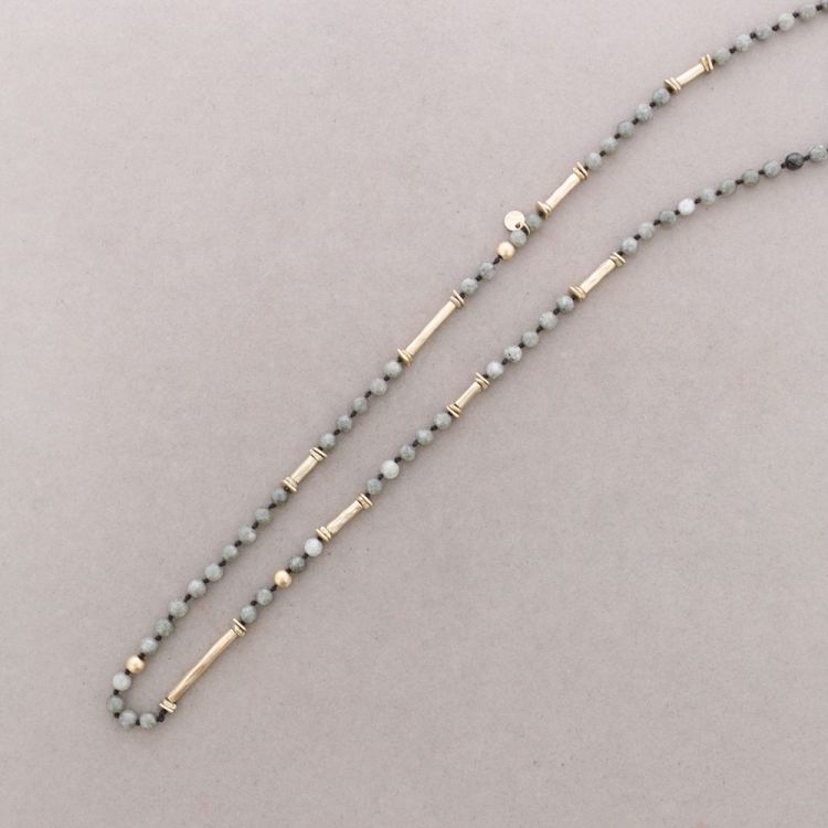 LONG NECKLACE STONES METAL BEADS