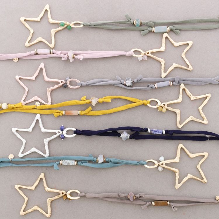 COLLAR LARGO COLGANTE ESTRELLA METAL 2