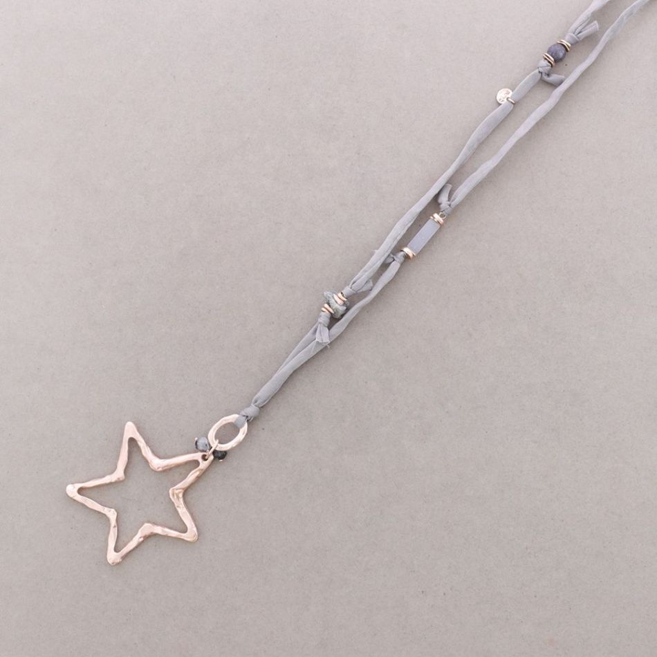 METAL STAR PENDANT LONG NECKLACE