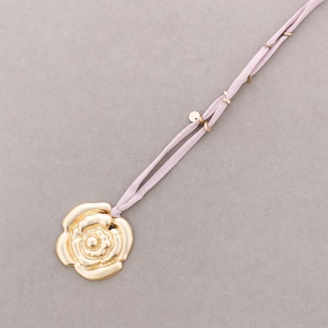 METAL FLOWER PENDANT LONG NECKLACE