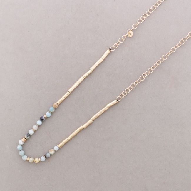 LONG NECKLACE METAL STONE BEADS