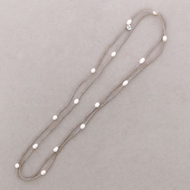 LONG NECKLACE WITH FACETED CRYSTALS AND CULTURED PEARLS