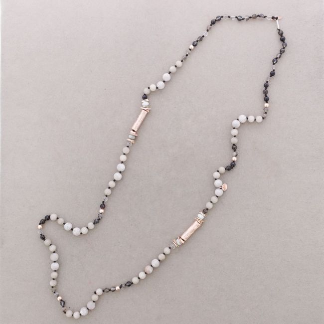 COLLAR LARGO CUENTAS METAL PIEDRAS