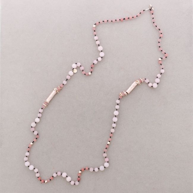 COLLAR LARGO CUENTAS METAL PIEDRAS