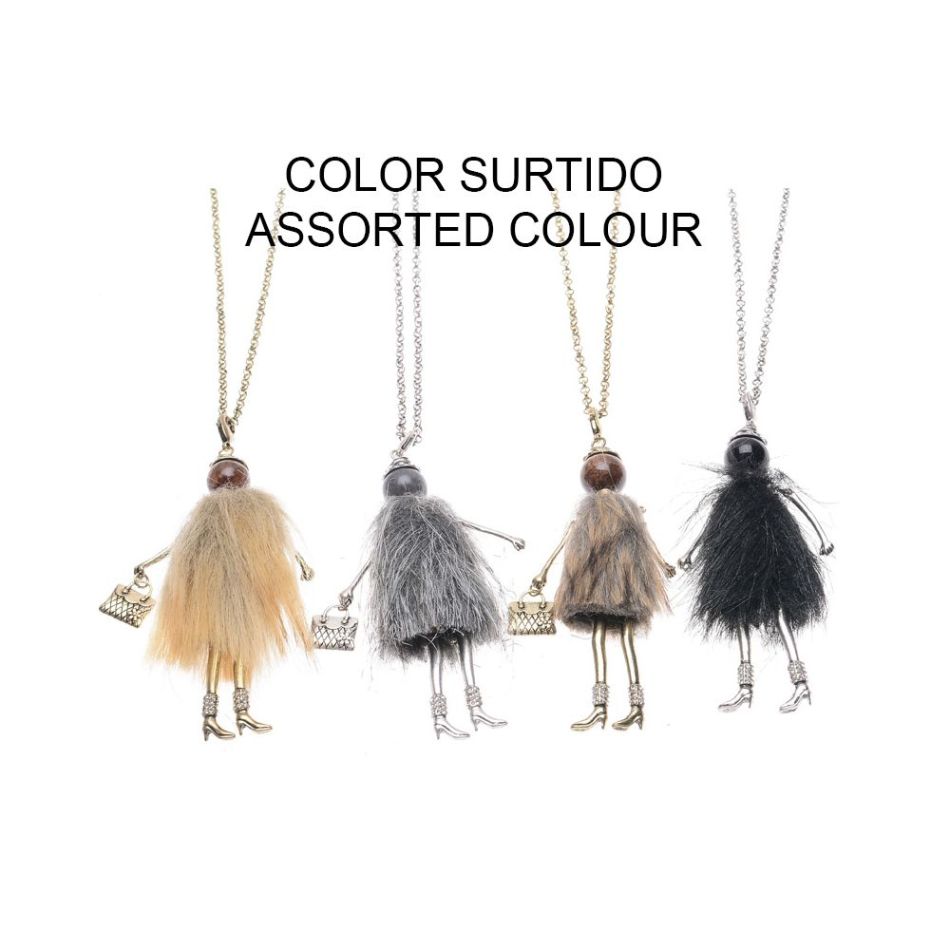 LONG PENDANT NECKLACE DOLL