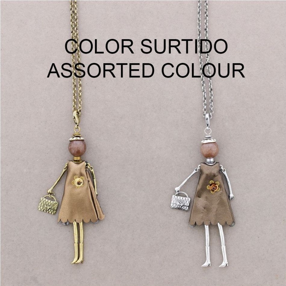 LONG PENDANT NECKLACE DOLL