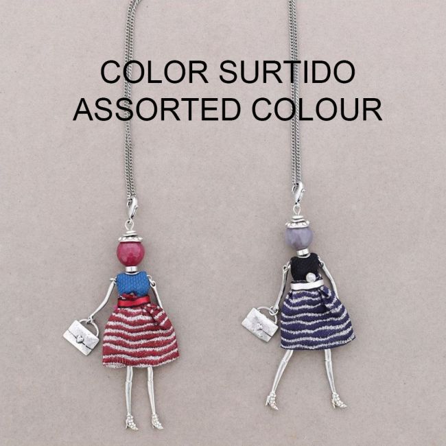 LONG PENDANT NECKLACE DOLL