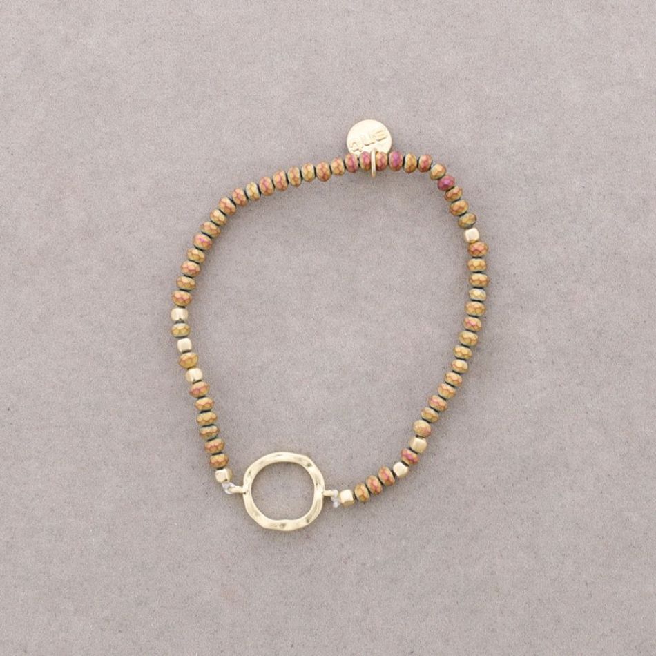 BRACELET WITH MATTE FACETED CRYSTALS AND METAL RING