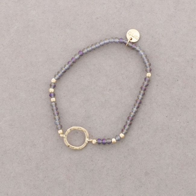 BRACELET WITH MATTE FACETED CRYSTALS AND METAL RING