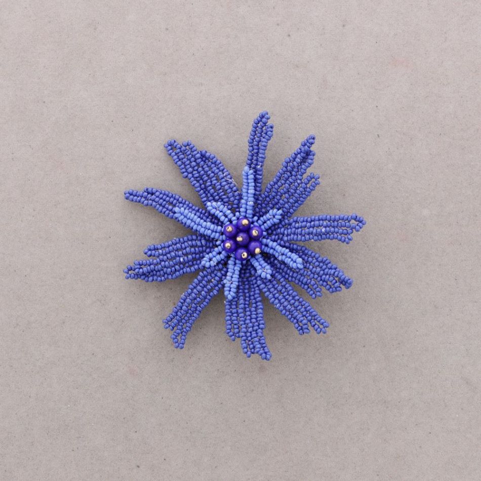 BROCHE FLOR ABALORIOS