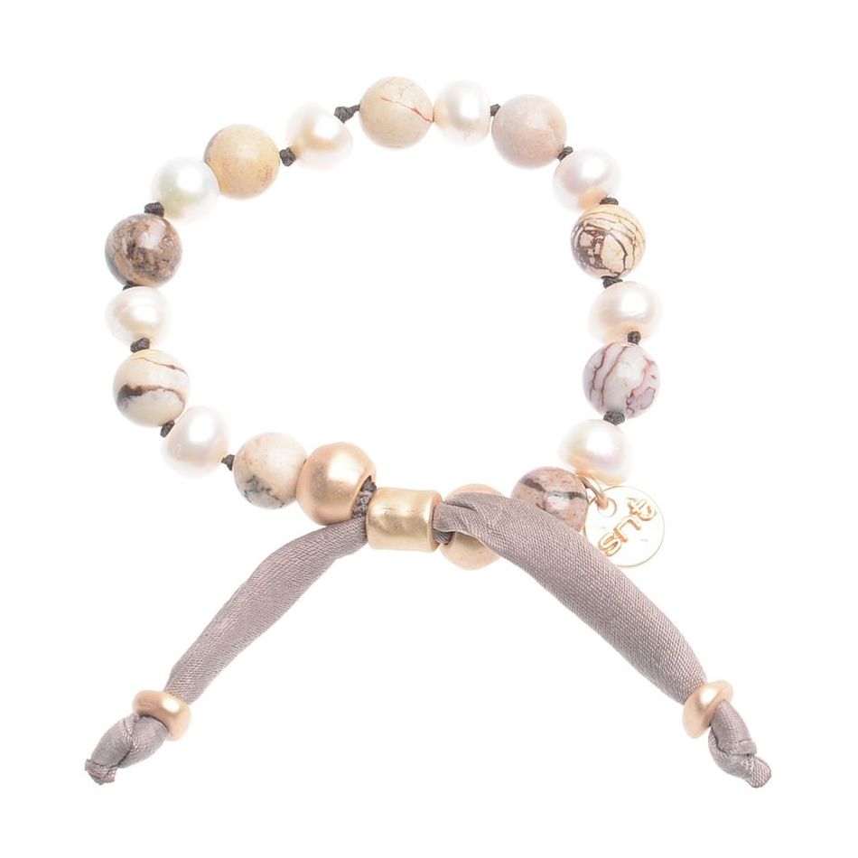 MACRAME BRACELET WITH CULTURED PEARLS