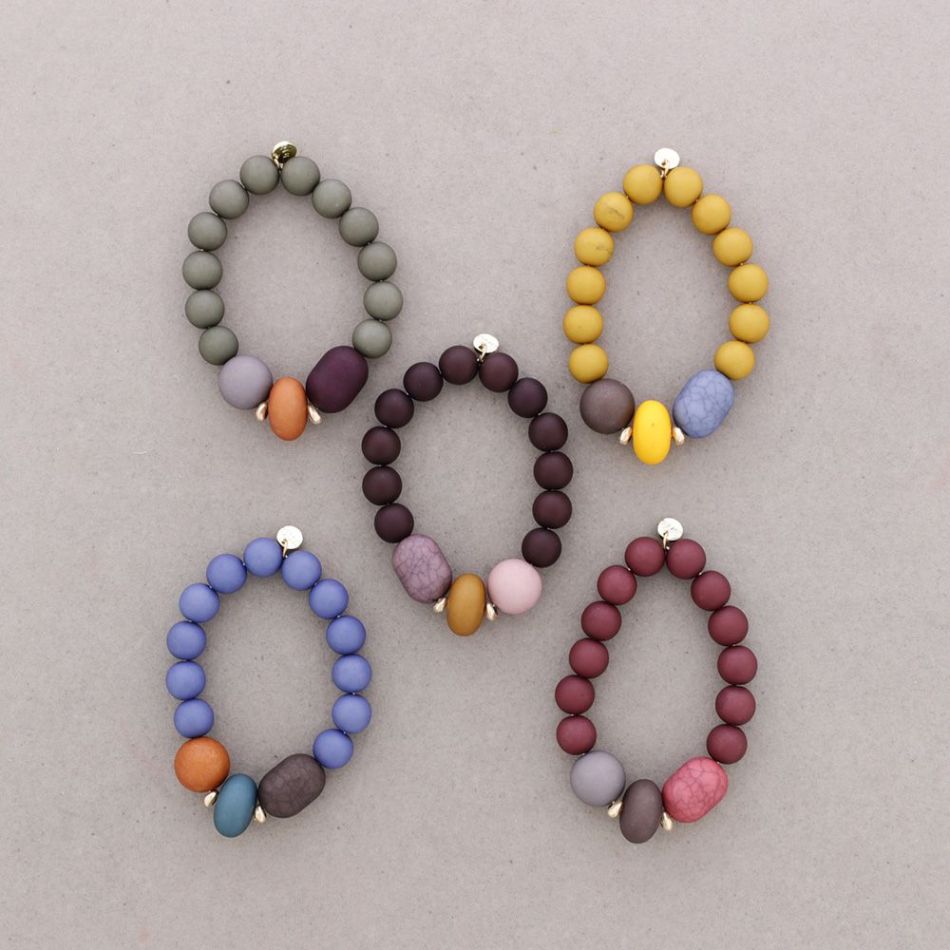 RESIN BEADS BRACELET