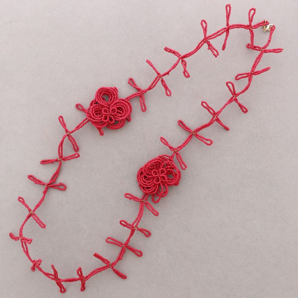 COLLAR LARGO FLORES ABALORIOS ALAMBRE