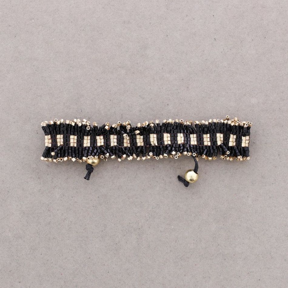 ETHNIC MACRAME BEAD BRACELET
