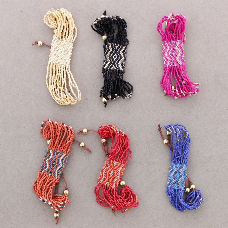PULSERA ÉTNICA MACRAMÉ ABALORIOS