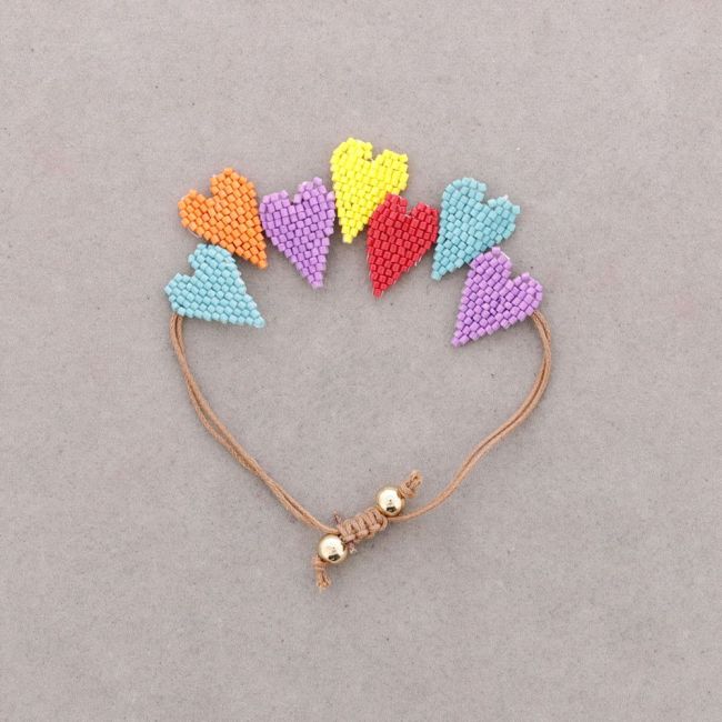MACRAME BRACELET HEART BEADS