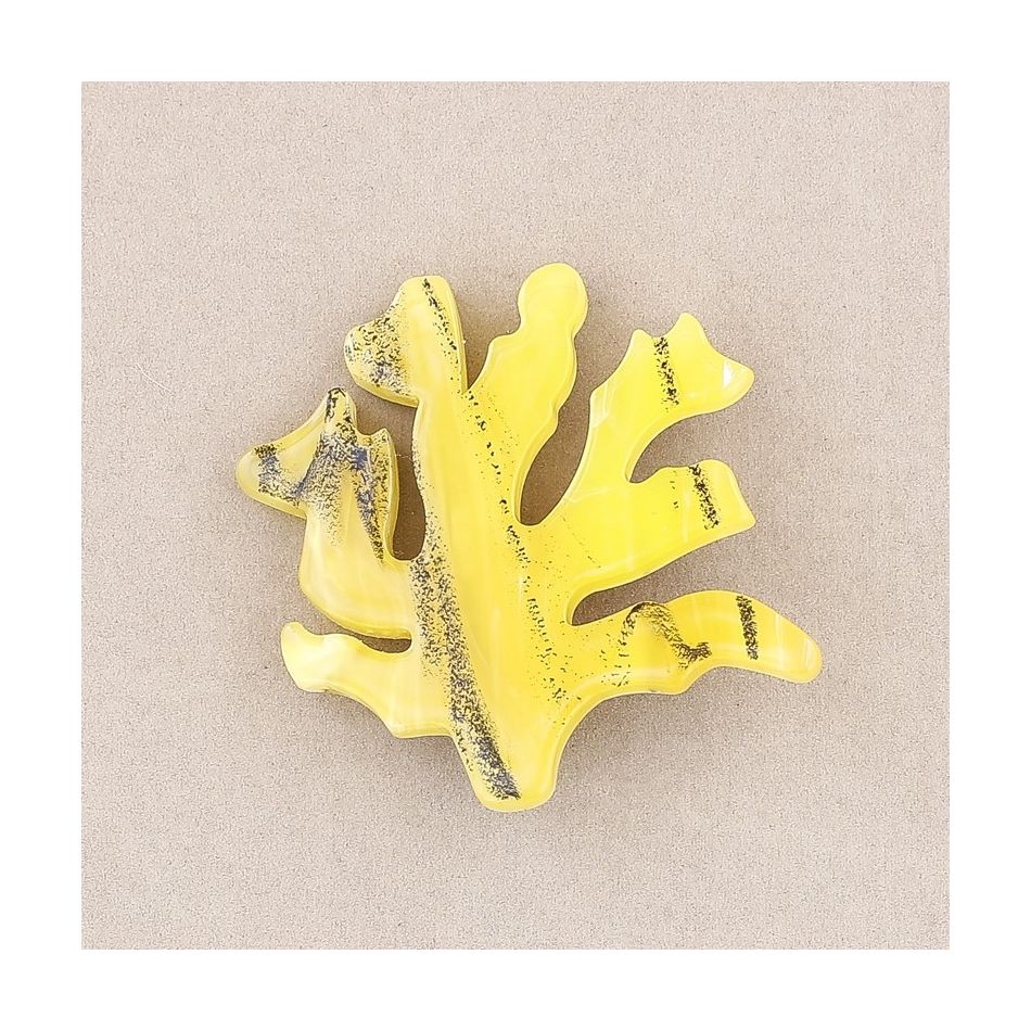 BROCHE CORAL RESINA