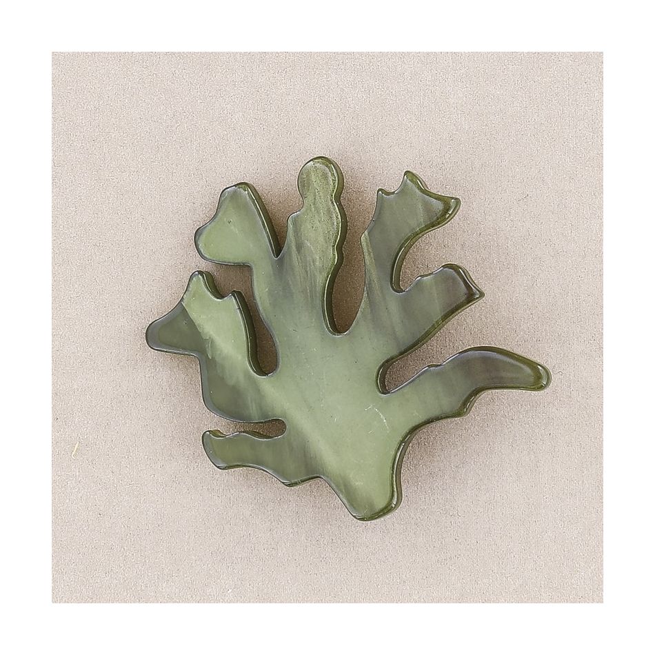 BROCHE CORAL RESINA