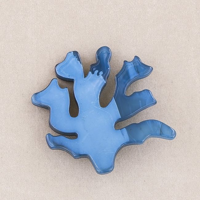BROCHE CORAL RESINA