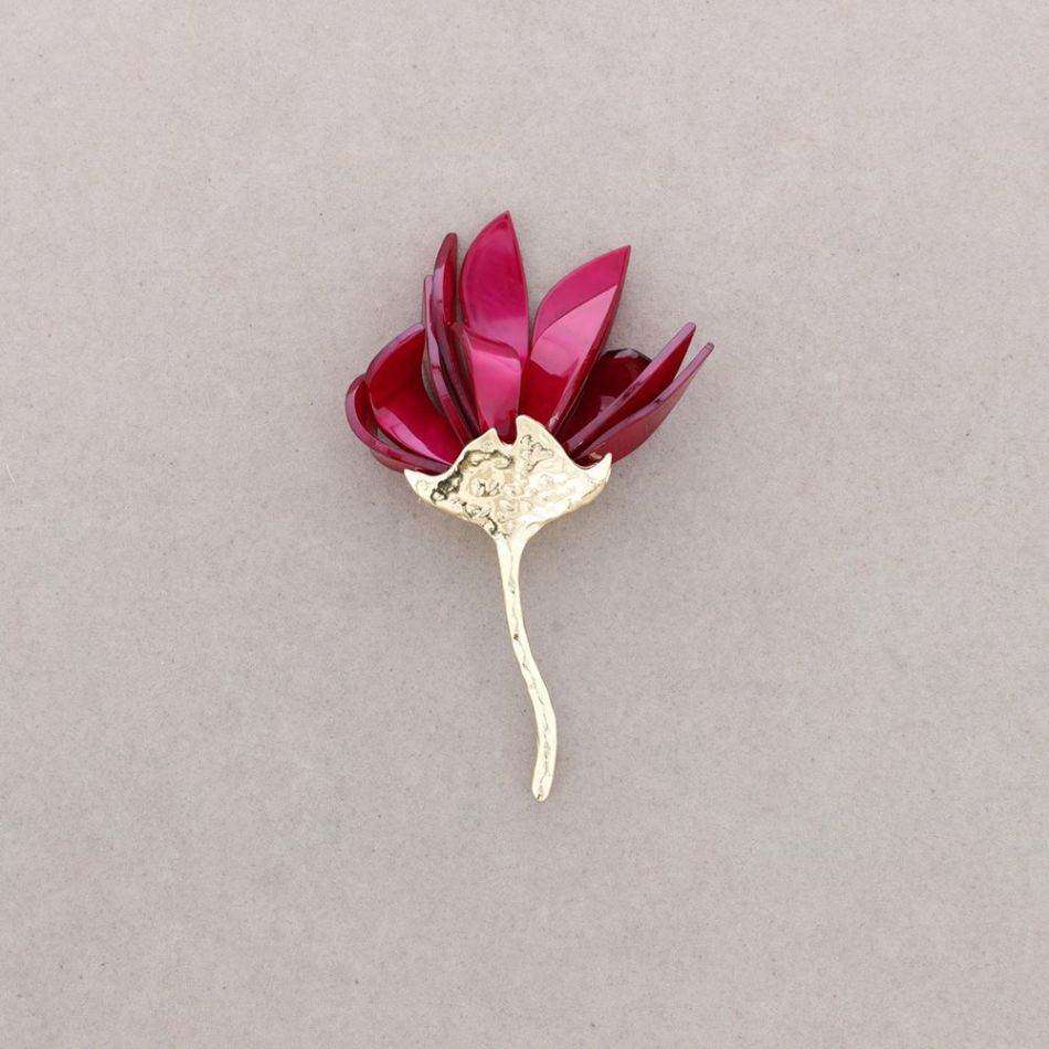 BROCHE FLOR METAL RESINA