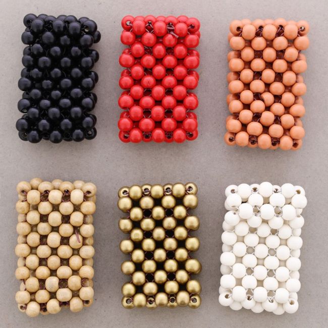 ELASTIC BRACELET WITH WOODEN BEADS
