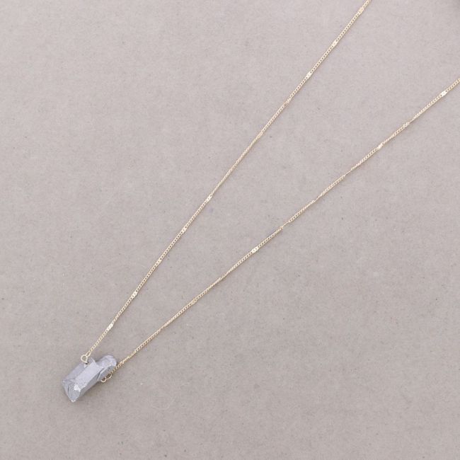 LONG STONE PENDANT NECKLACE