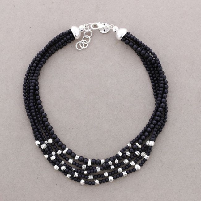 SHORT NECKLACE WITH METAL BEADS AND STONES