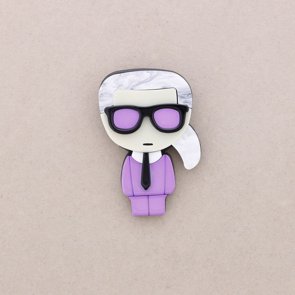 BROCHE BUSTO RESINA