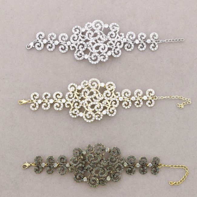 CRYSTAL METAL BRACELET