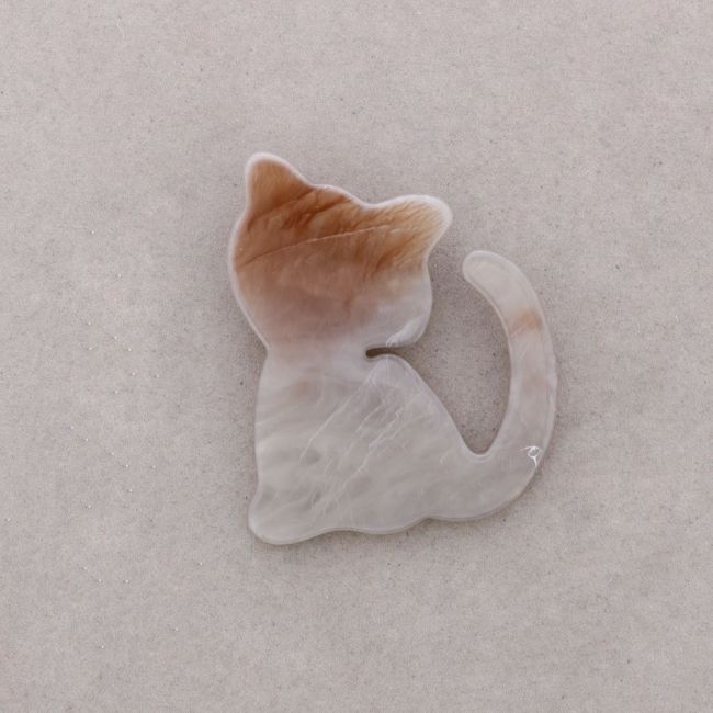 RESIN KITTEN BROOCH